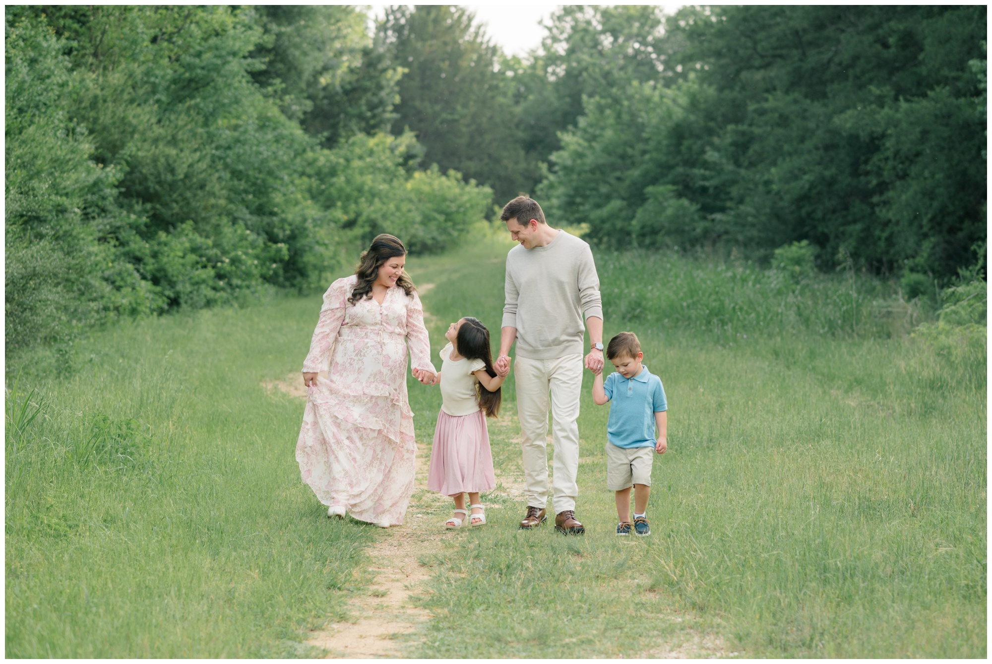 Burleson Chisenhall Fields Family Session | Fort Worth Family Photographer | Burleson Family Photographer | Lauren Grimes Photography